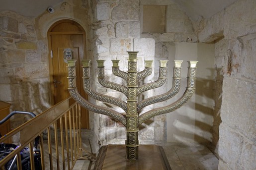 Menorah auf Davids Grab