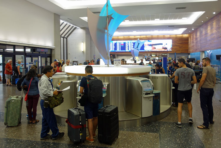 Eincheck-Automaten bei Hawaiian Airlines In Honolulu