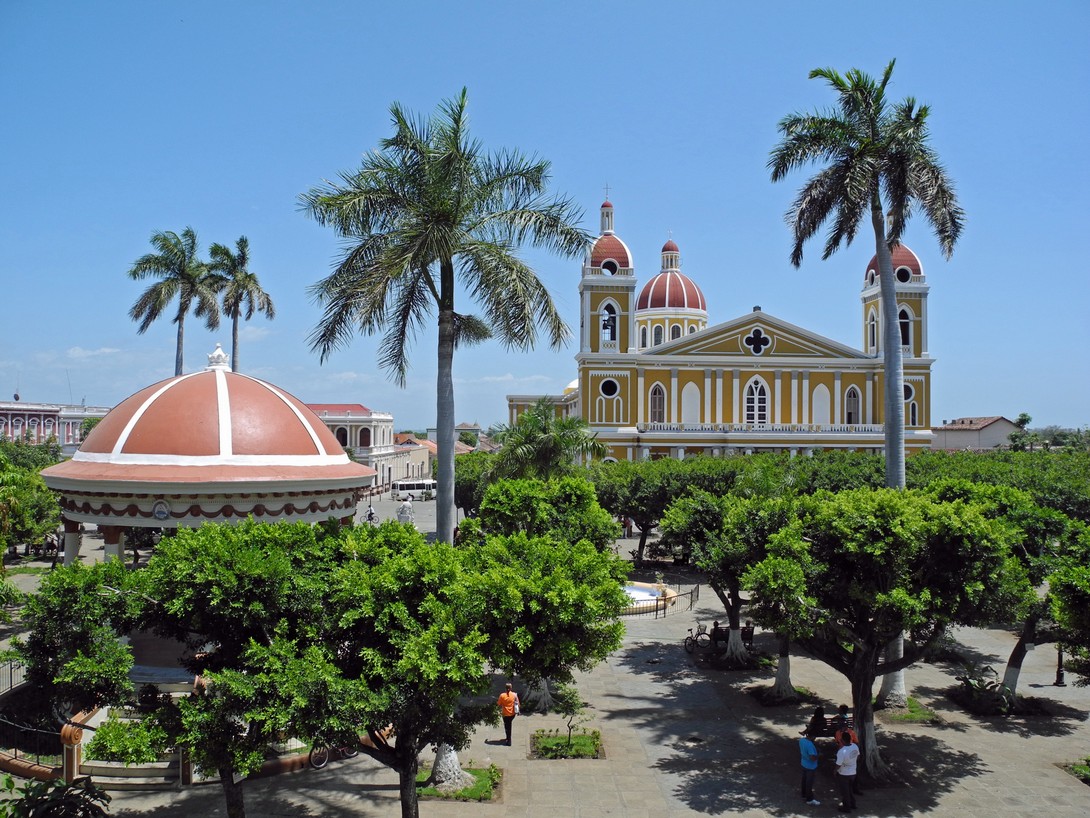 Blick auf die Plaza von Granada in Nicaragua