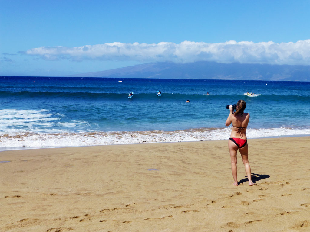 Gute Wellen zum Surfen am Kaanapali-Strand