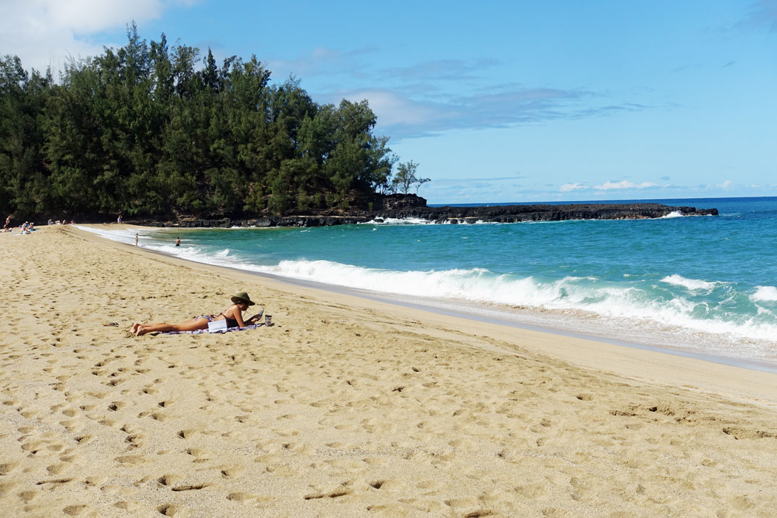 Am anderen Ende des Lumahai Beachs