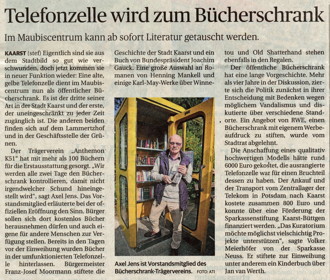 Axel Jens in der Telefonzelle