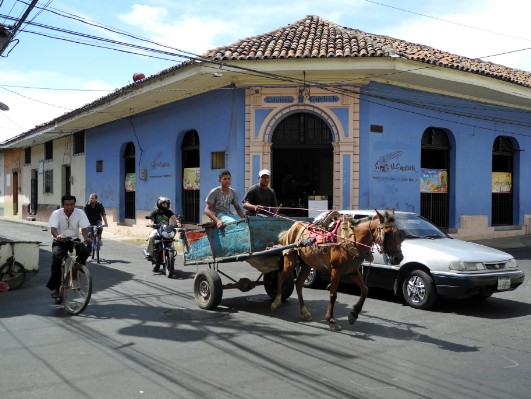 Straße in León Nicaragua