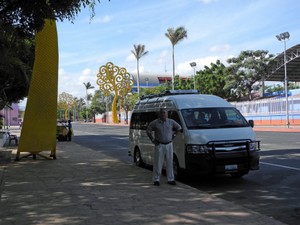 Alfonso vor dem Hotel in Managua