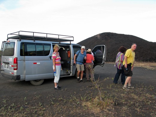 Fertig zum Aufstieg auf den Cerro Negro